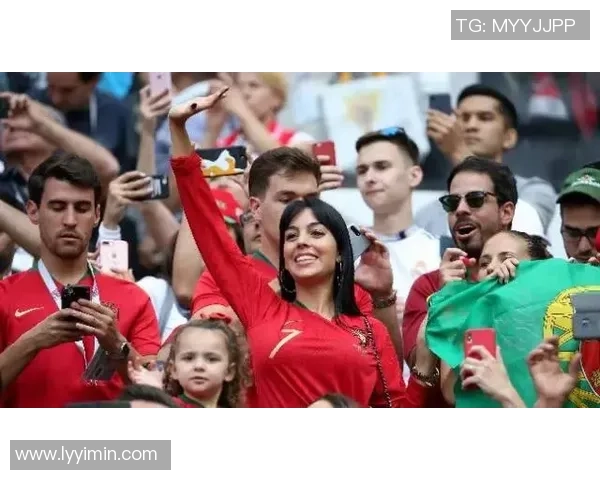 足球明星与俄罗斯女友的浪漫故事揭示爱情与事业的平衡之道 足球明星与俄罗斯女友的浪漫故事揭示爱情与事业的平衡之道